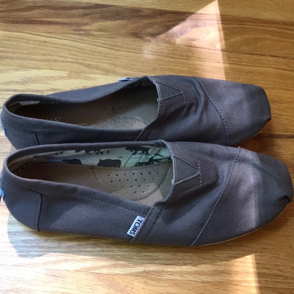 Toms shoes - Picture 2 of 4